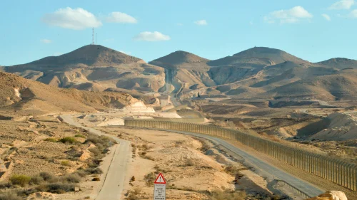 View of the border area between Israel and Egypt's Sinai Peninsula as it seen from Highway 10 in southern Israel, on Dec. 4, 2018. Photo by Yossi Zeliger/Flash90.