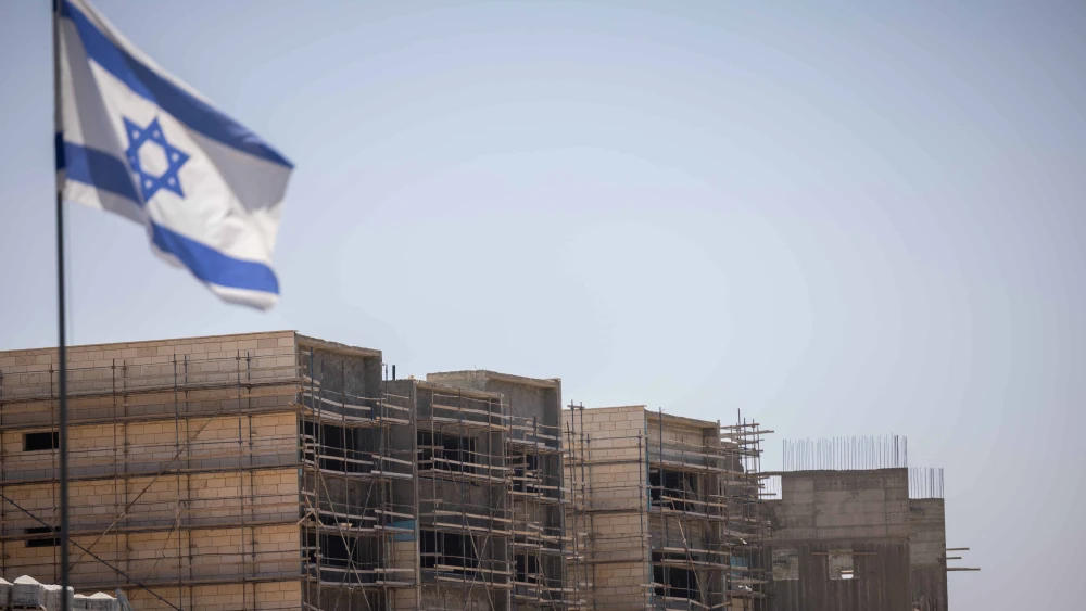 A construction site in Shiloh in the Binyamin region of Samaria, June 21, 2023. Photo by Yonatan Sindel/Flash90.
