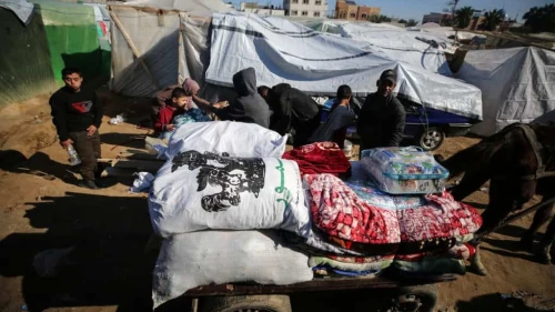 Palestinians in Deir al-Balah, the central Gaza, Jan. 7, 2024. Photo by Majdi Fathi/TPS.