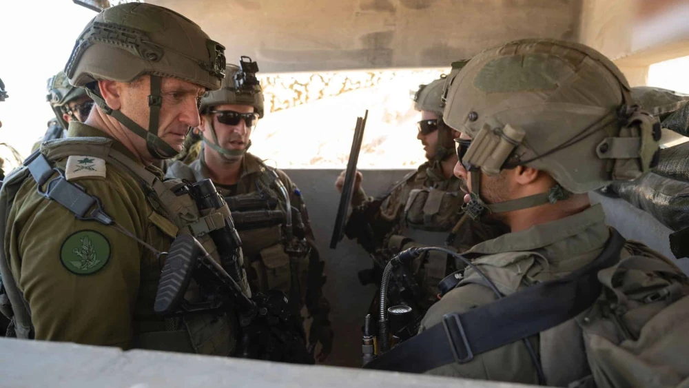 Chief of Staff Lt. Gen. Herzi Halevi (left) visits the Gaza Strip, Aug. 20, 2024. Credit: IDF.