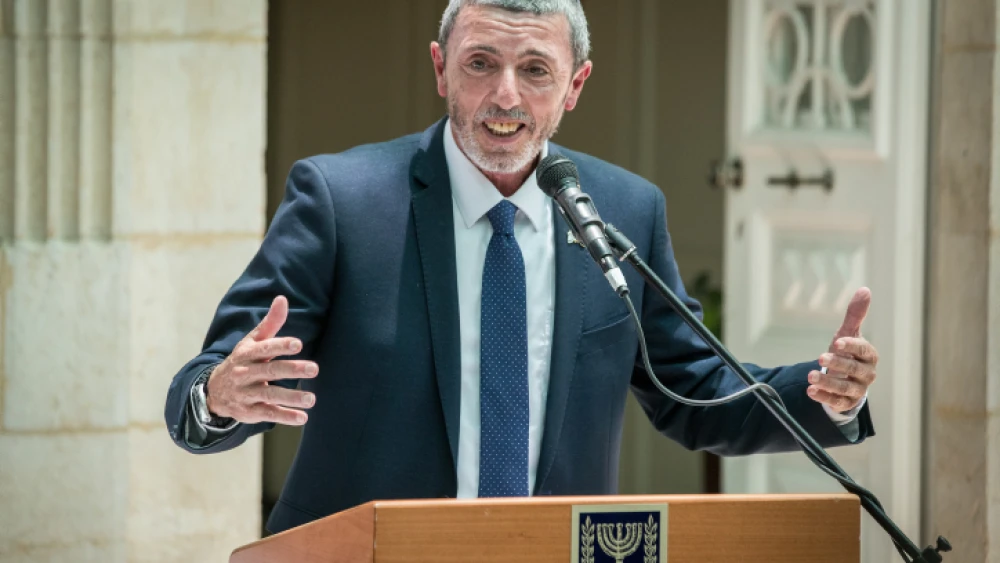 Israeli Education Minister Rafi Peretz speaks during exchange ceremony of ministers, held at the Education Ministry in Jerusalem, on June 26, 2019. Photo by Yonatan Sindel/Flash90.