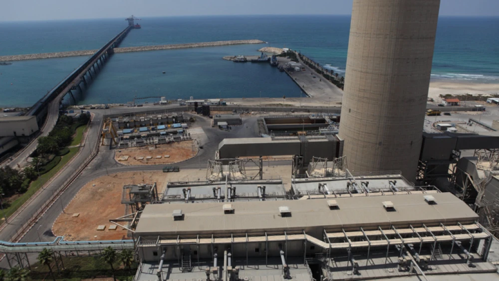 The Israel Electric Corporation power station in Hadera, Aug. 11, 2011. Photo by Yaakov Naumi/Flash90.
