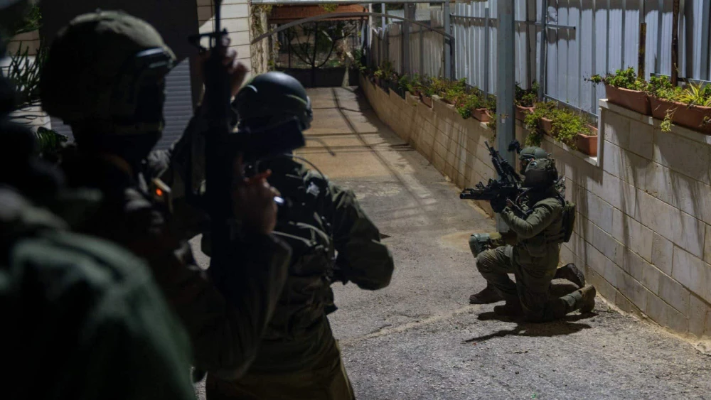 Israeli security forces during counter-terrorism operations in Samaria, on Jan. 5, 2024. Credit: Israel Defense Forces.