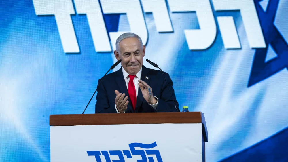 Israeli Prime Minister Benjamin Netanyahu at his Likud Party’s election headquarters at Binyanei HaUma in Jerusalem, following Israel’s general elections, early on Oct. 28, 2026. Photo by Chaim Goldberg/Flash90.