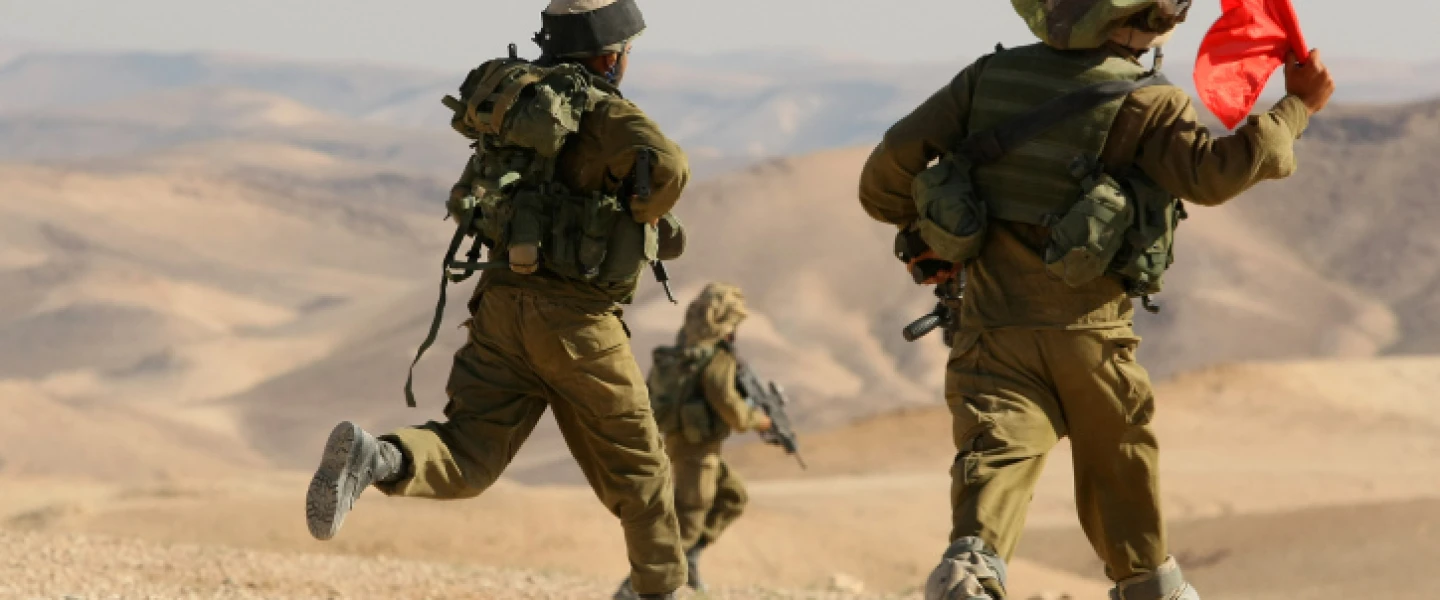 Israeli Givati Brigade soldiers participate in a military exercise in the Southern Judean desert. June 6, 2012. Photo by Moshe Shai/Flash90.