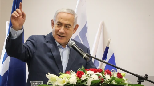 Israeli prime minister Benjamin Netanyahu speaks during a visit in Efrat, in Gush Etzion, on July 31, 2019. Credit: Gershon Elinson/Flash90