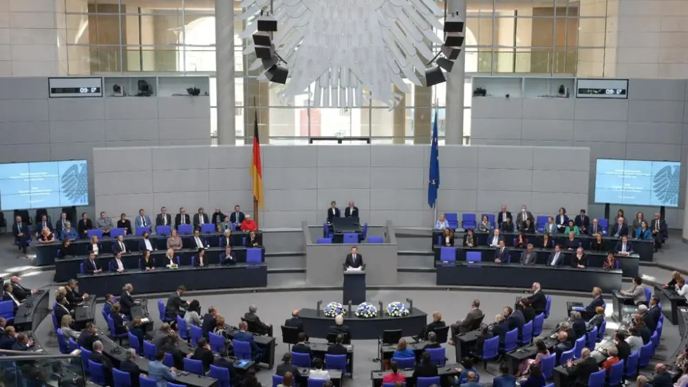 Israeli President Isaac Herzog addresses the German parliament on Sept. 6, 2022. Credit: Amos Ben-Gershom/GPO.