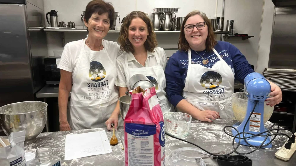 A challah bake event for this year's Shabbat Project in San Diego