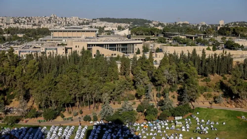 View of tents of anti-overhaul activists near the Knesset in Jerusalem, July 23, 2023. Photo by Chaim Goldberg/Flash90.