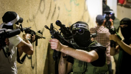 Palestinian terrorists parade in the Jenin camp in Samaria, June 19, 2022. Photo by Nasser Ishtayeh/Flash90.