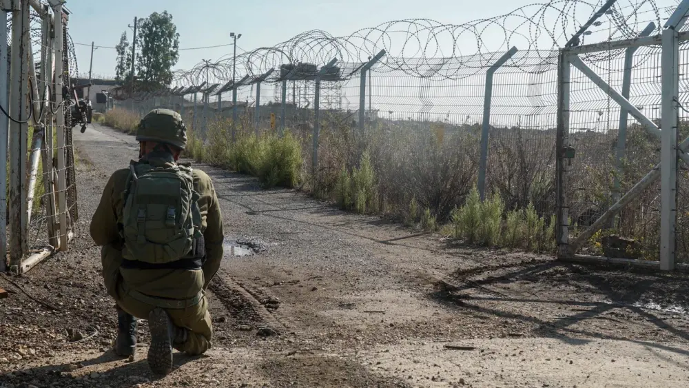 Israel Defense Forces soldiers operating along the border with Syria in the Golan Heights after the discovery of IEDs in the area. Credit: IDF Spokesperson’s Unit.