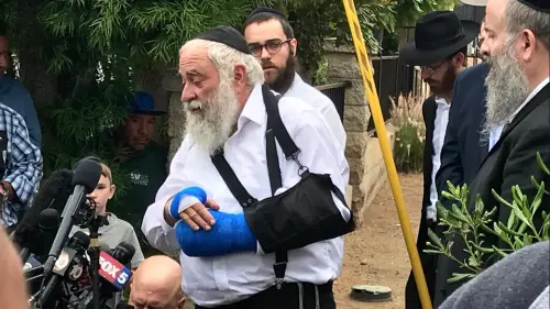 Rabbi Yisroel Goldstein lost his right index finger in the synagogue shooting on April 27, 2018, at Chabad of Poway in Southern California. Source: Twitter.