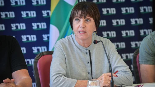 Meretz Party leader Zehava Gal-On, at a meeting with members of the LGBT community in Tel Aviv, Sept. 4, 2022. Credit: Avshalom Sassoni/Flash90.
