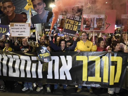 Israelis protest against their government, calling for immediate release of the hostages still being held by Hamas in Gaza, outside the Defense Ministry in Tel Aviv, March 22, 2025. Photo by Gili Yaari/Flash90.