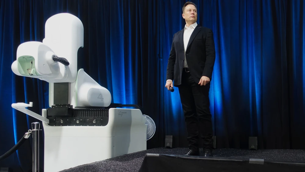 Entrepreneur, investor and business magnate Elon Musk discusses a Neuralink device as part of a live demonstration on Aug. 28, 2020. Credit: Steve Jurvetson/Flickr via Wikimedia Commons.