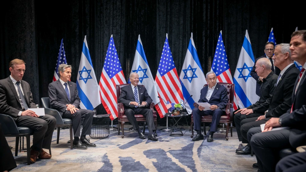 U.S. President Joe Biden flew to Israel to meet with Israeli Prime Minister Benjamin Netanyahu and other senior officials amid war with Hamas in the Gaza Strip, Tel Aviv, Oct. 18, 2023. Photo by Miriam Alster/Flash90.