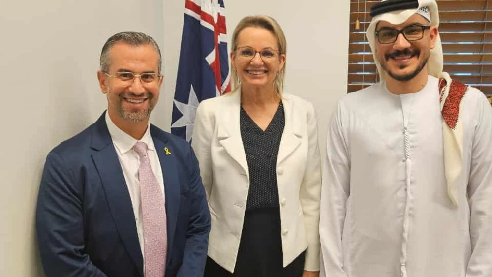 Jewish businessman Eitan Neishlos and Emirati strategist Amjad Tahad meet with Australian Shadow Deputy Prime Minister Susan Ley in Canberra, Australia, Sept. 5, 2024. Credit: Courtesy.
