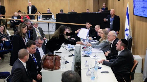 Likud Party members speak to press at the entrance of the election committee meeting where political parties running for a spot in the upcoming Israeli elections arrive to present their party list at the Knesset in Jerusalem, on Jan. 15, 2020. Photo by Olivier Fitoussi/Flash90.