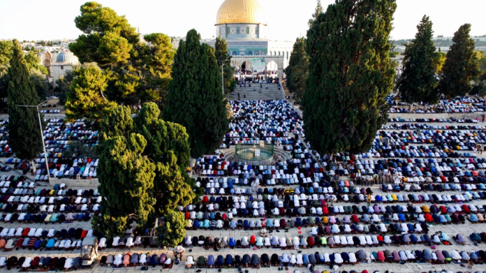 Palestinians prayer on the Muslim holiday of Eid al-Adha, at the Al-Aqsa mosque compound in Jerusalem's Old City on July 31, 2020. Photo by Sliman Khader/Flash90.