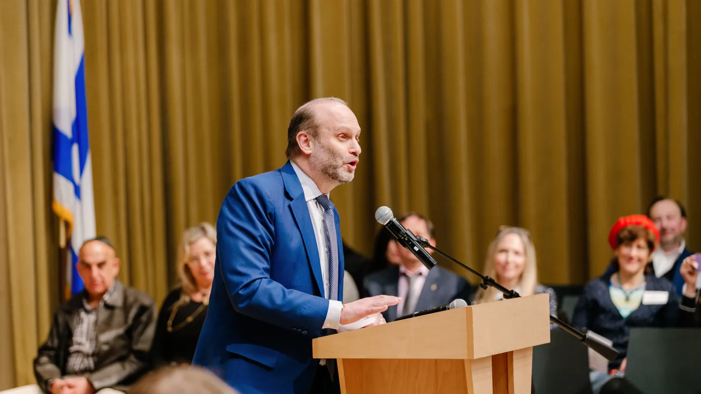 Rabbi Chaim Steinmetz publishes ‘A Proud Jew’ on Jewish faith and identity