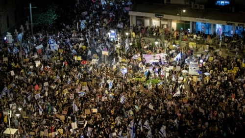 Israelis protest against Israeli Prime Minister Benjamin Netanyahu outside his official residence in Jerusalem on Aug. 1, 2020. Photo by Yonatan Sindel/Flash90.