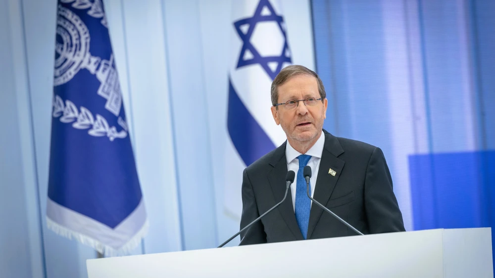 Israeli President Isaac Herzog attends an event for outstanding soldiers as part of Israel’s 78th Independence Day celebrations in Jerusalem on April 20, 2026. Photo by Chaim Goldberg/Flash90.