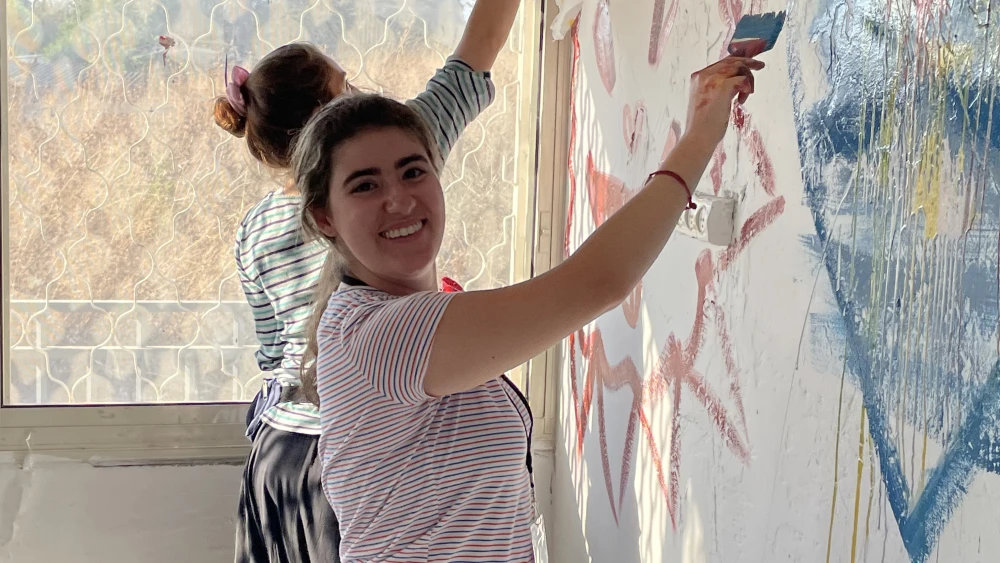 JNF-USA Alternative Break participants volunteering in Israel