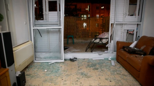 The scene where a 21-year-old man was killed by shrapnel when a rocket from the Gaza Strip hit an apartment building in Ashdod on May 5, 2019. Photo by Flash90.