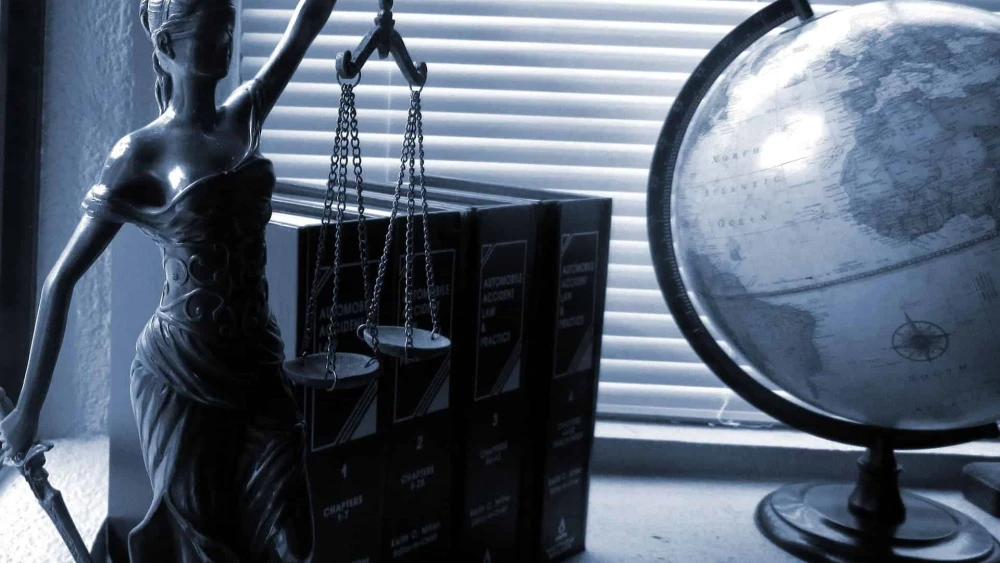 Law, Lady Justice