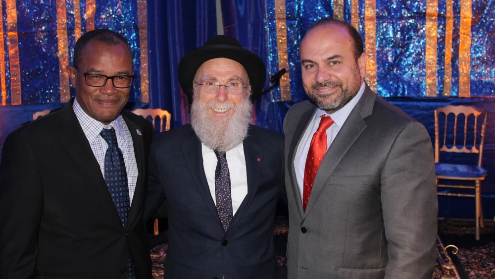 From left: Dr. Aomar Boum, Rabbi Joshua Bittan and California Assemblymember Adrin Nazarian. Photo by Karmel Melamed.