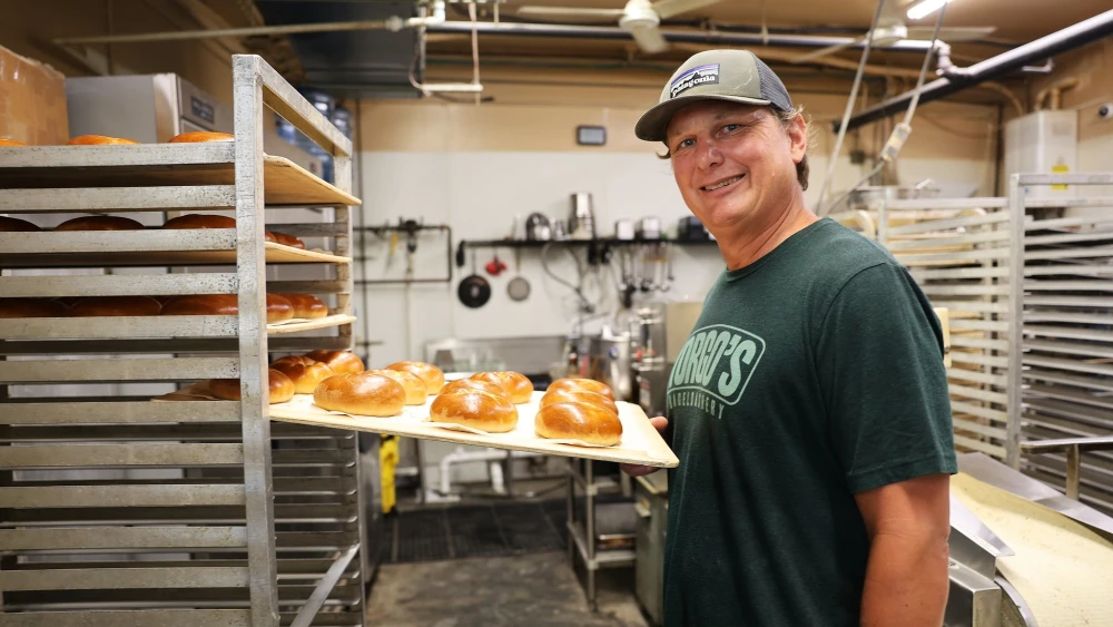 Greg Peterman, owner of Yorgo's Bageldashery in Norfolk, Va. Photo by Bill Motchan.