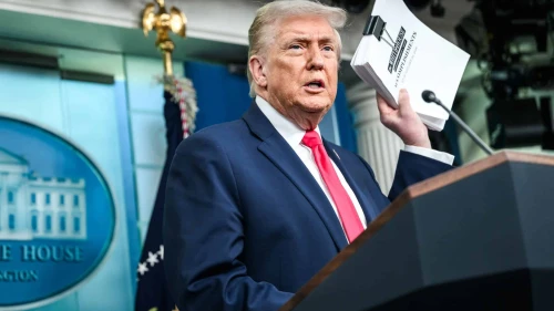 El presidente Donald Trump se dirige a miembros de los medios de comunicación en el James S. Sala de conferencias de prensa de Brady, 20 de enero de 2026. Crédito: Joyce N. Boghosian/Casa Blanca.