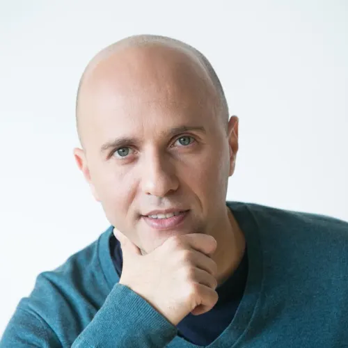 Israeli author Moshe Sakal. Credit: Other Press.