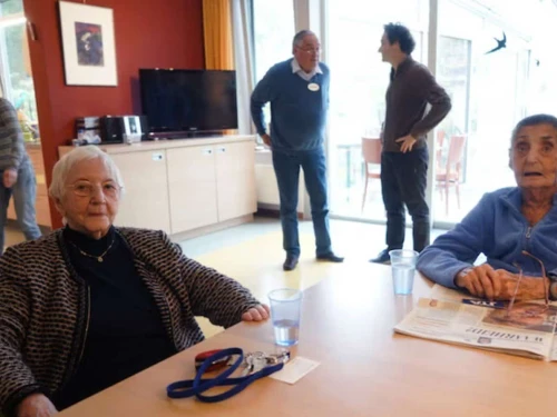 Staff and patients at the Jewish Hospice Immanuel in Amsterdam on Nov. 1, 2017. Photo by Canaan Lidor.