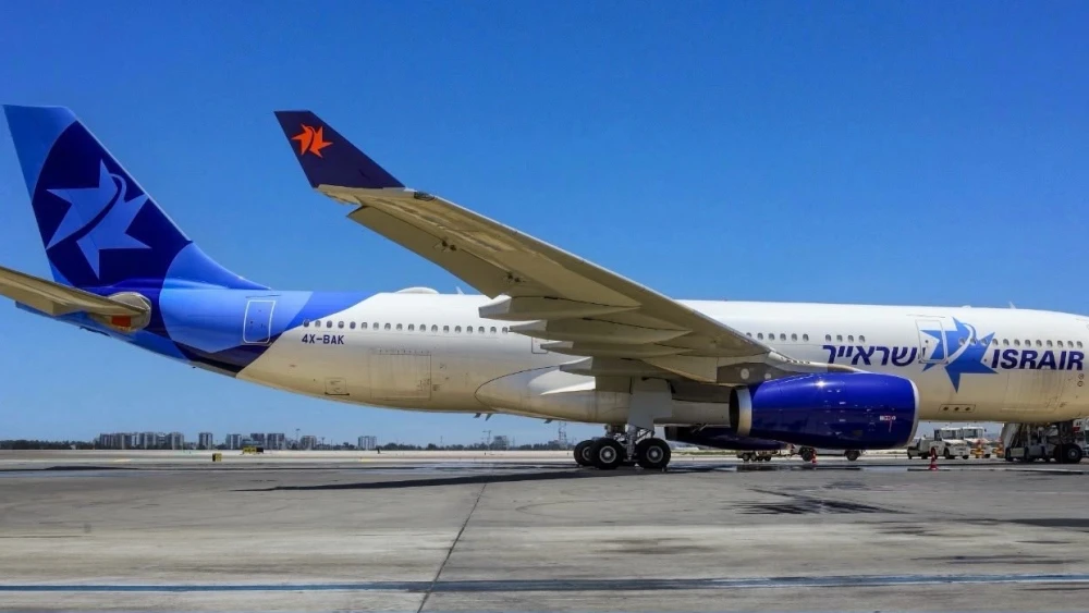 An Israir plane. Credit: Moni Shapir.