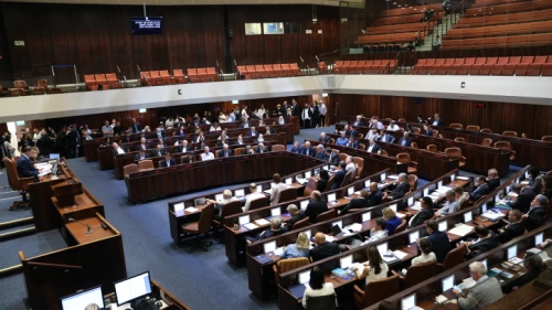 The Plenum Hall at the Knesset, during a discussion to cancel the 2013 law limiting the number of ministers on May 20, 2019. Photo by Noam Revkin Fenton/Flash90.