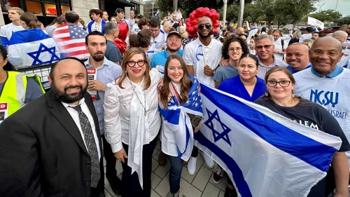 Pastor Becky Keenan and fellow pro-Israel advocates. Credit: courtesy