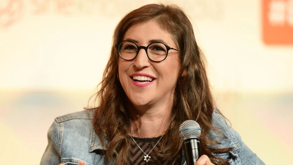 Mayim Bialik. Credit: Wallpaper Cave.