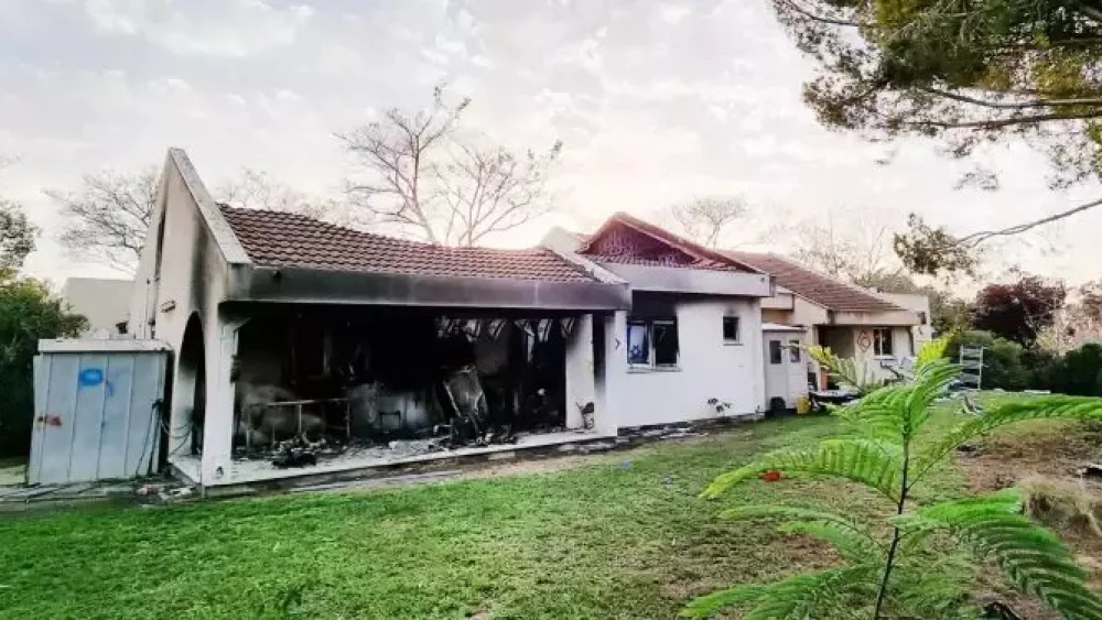 A home at Kibbutz Nir Oz destroyed by Hamas terrorists. Photo by Shahar Vahab.