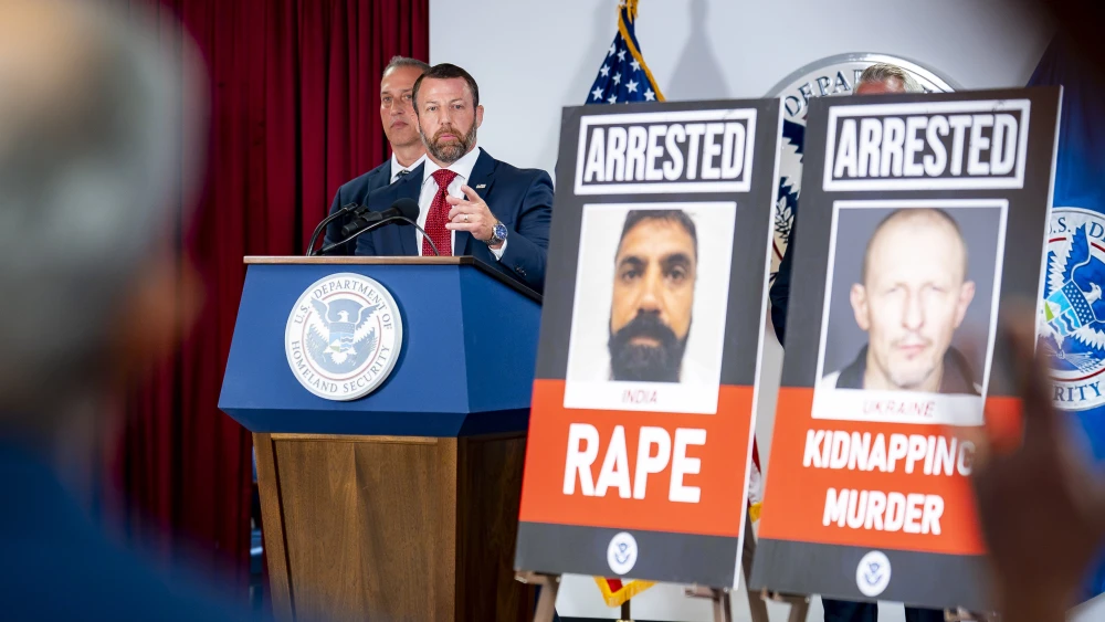 Hochul, Mamdani accuse Trump admin of endangering American lives by withholding federal counterterror funding