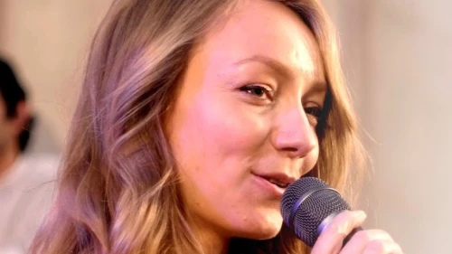 Ukrainian-born singer Viktoria Leléka. Source: Screenshot.