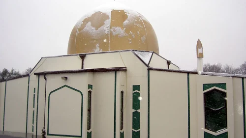 Al Noor Mosque in Christchurch, New Zealand, June 2006. Credit: Wikimedia Commons.
