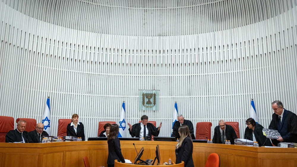 Supreme Court President Yitzhak Amit and Supreme Court justices arrive for a hearing on the disqualification of candidates from running in the upcoming Knesset elections, at the Supreme Court in Jerusalem, October 1, 2026. Photo by Yonatan Sindel/Flash90
