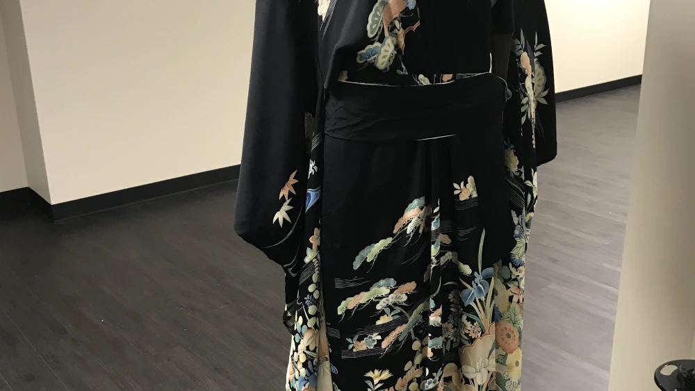 A kimono owned by a Jewish refugee in Shanghai. Credit: Shiryn Solny.