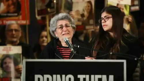 Released hostage Adina Moshe addresses a rally in Tel Aviv's "Hostage Square." Photo by Gideon Markowicz.