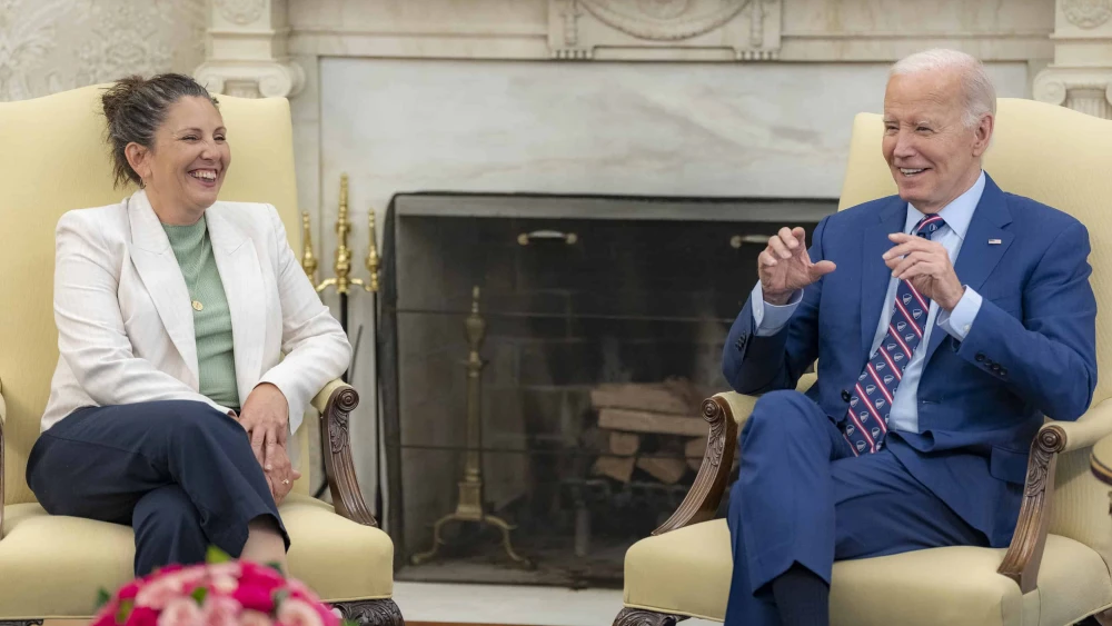 U.S. President Joe Biden meets at the White House with former Israeli-American hostage Liat Beinin Atzili, on July 8, 2024. Credit: Twitter/@POTUS.