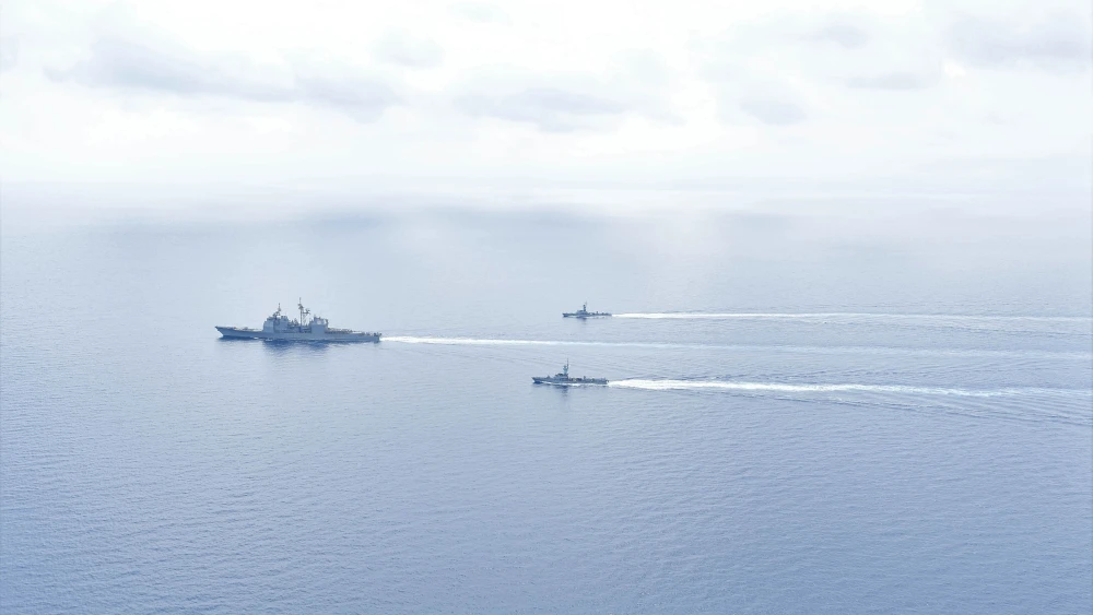 Israeli naval forces and the Ticonderoga-class guided missile cruiser “USS Monterey” conduct maritime security operations in the Eastern Mediterranean Sea, March 15, 2021. Credit: U.S. Navy.