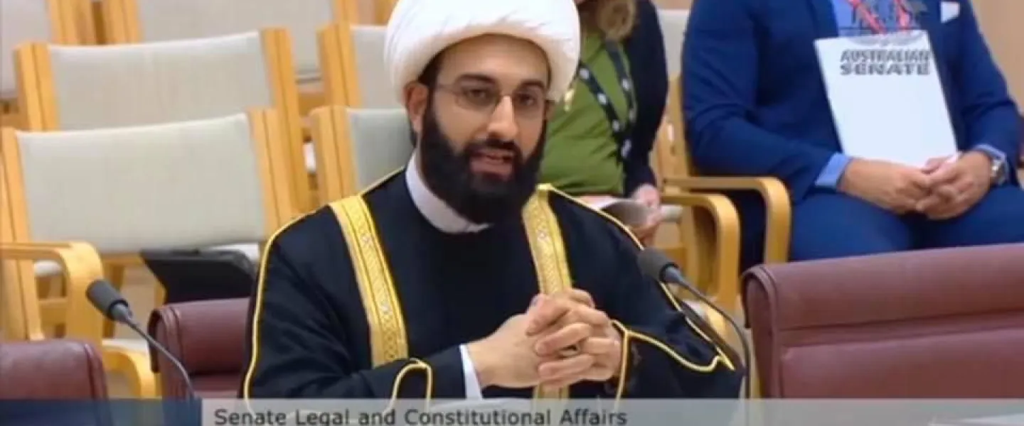 Imam Mohammad Tawhidi speaks to an Australian Senate committee. Courtesy.