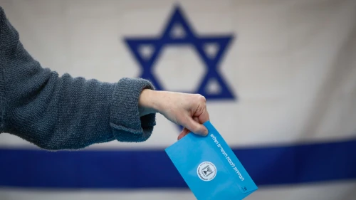Israelis cast their ballots at a voting station in Jerusalem during the third round of elections on March 2, 2020. Photo by Olivier Fitoussi/Flash90.