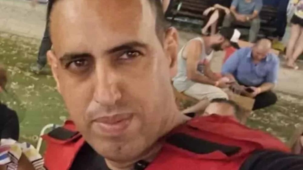 Gil Taasa, who died protecting two of his children at Moshav Netiv Haasara on Oct. 7, 2023. Credit: Fire and Rescue Services Spokesperson's Unit.